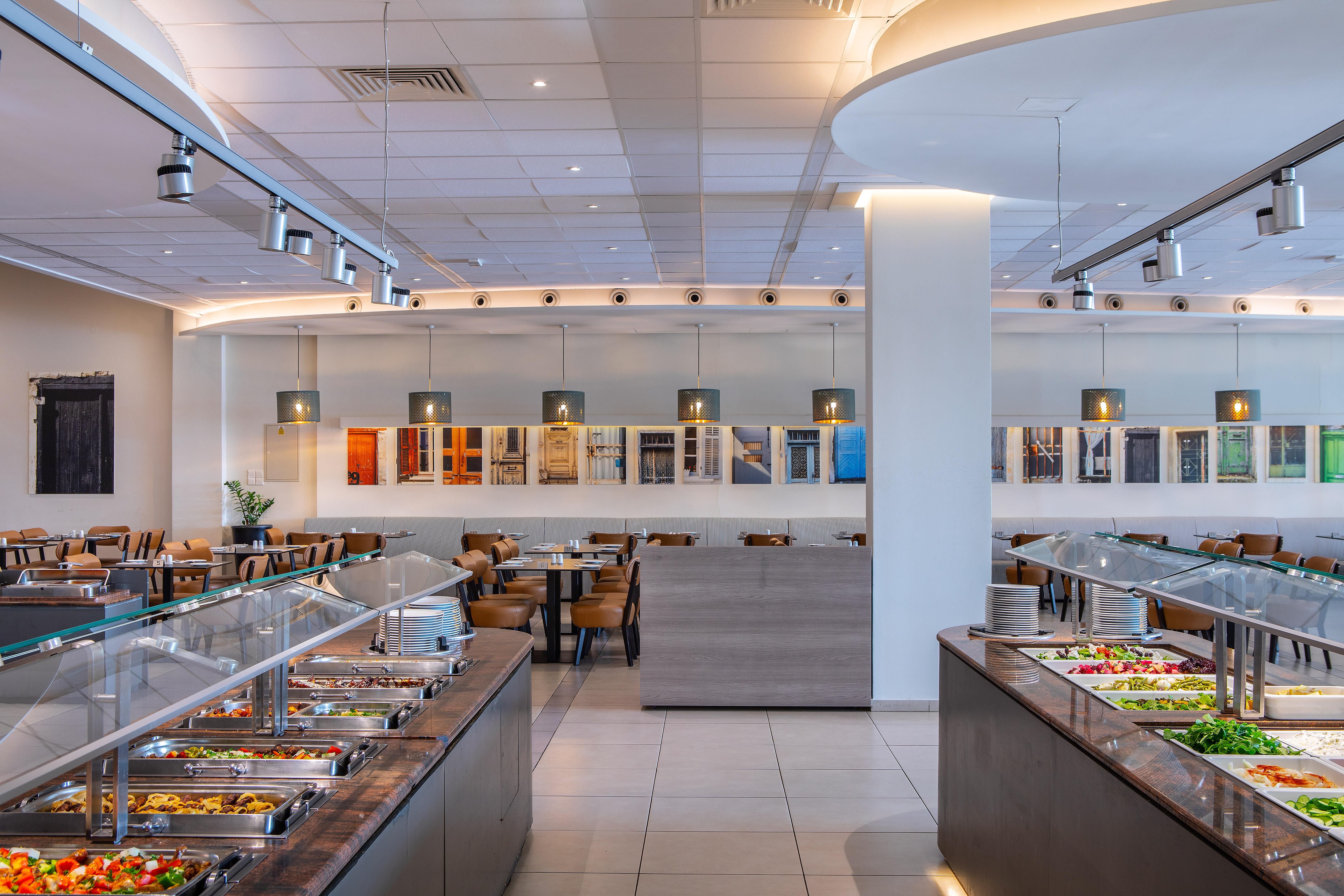 Mayfair Gardens Paphos Bagian luar foto