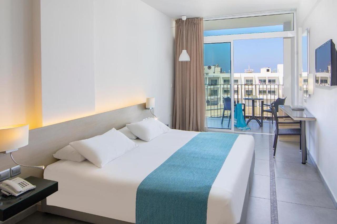 Mayfair Gardens Paphos Bagian luar foto