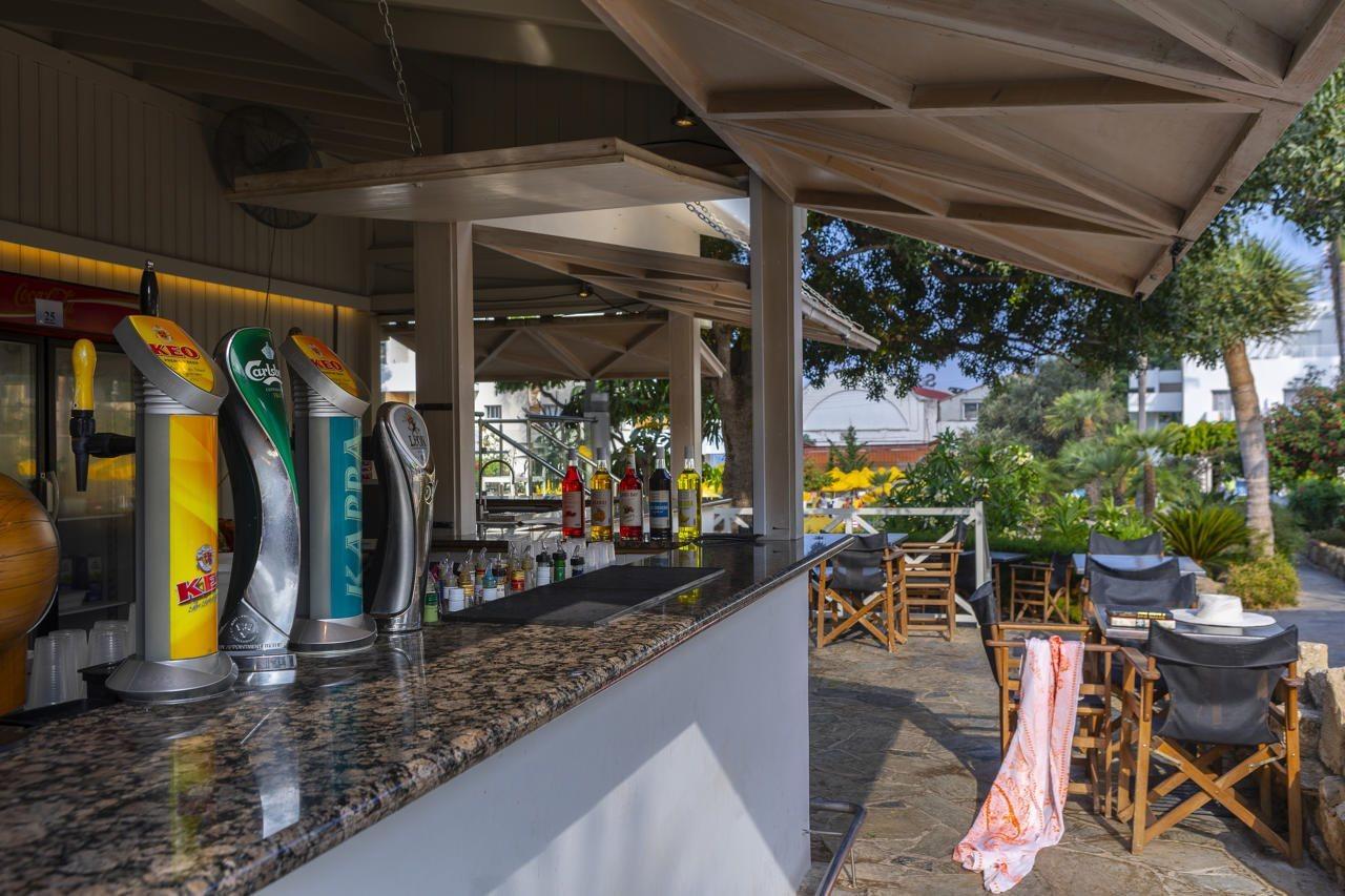 Mayfair Gardens Paphos Bagian luar foto