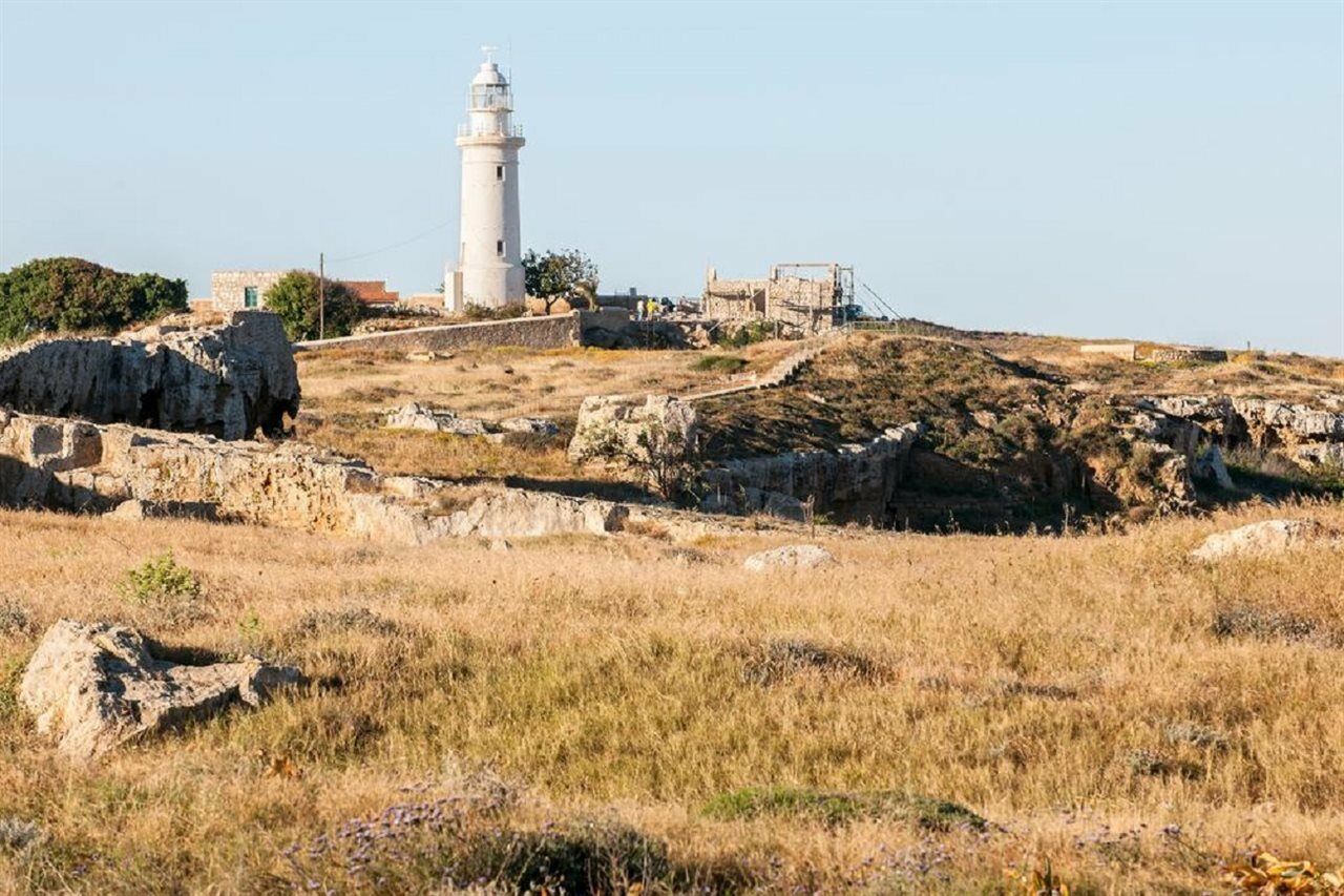 Mayfair Gardens Paphos Bagian luar foto