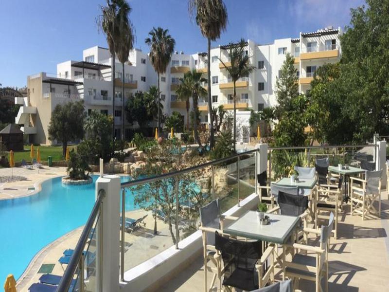 Mayfair Gardens Paphos Bagian luar foto